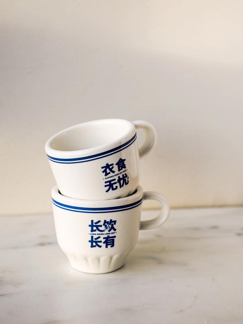 保温杯定制在商务场合中的新风尚